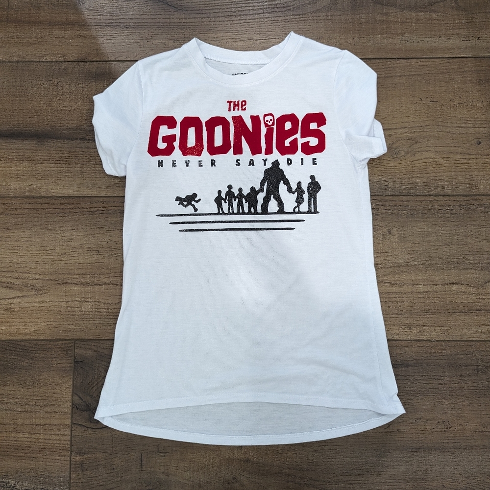 Goonies Tee Sz XS